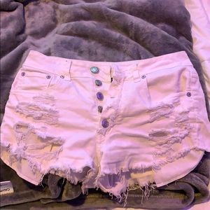 White American Eagle shorts